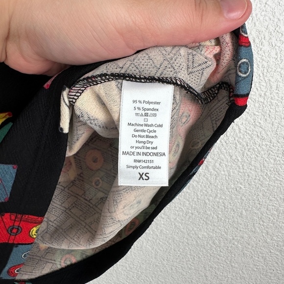 LuLaRoe cassette tape skirt size XS // 2840 - Picture 4 of 4